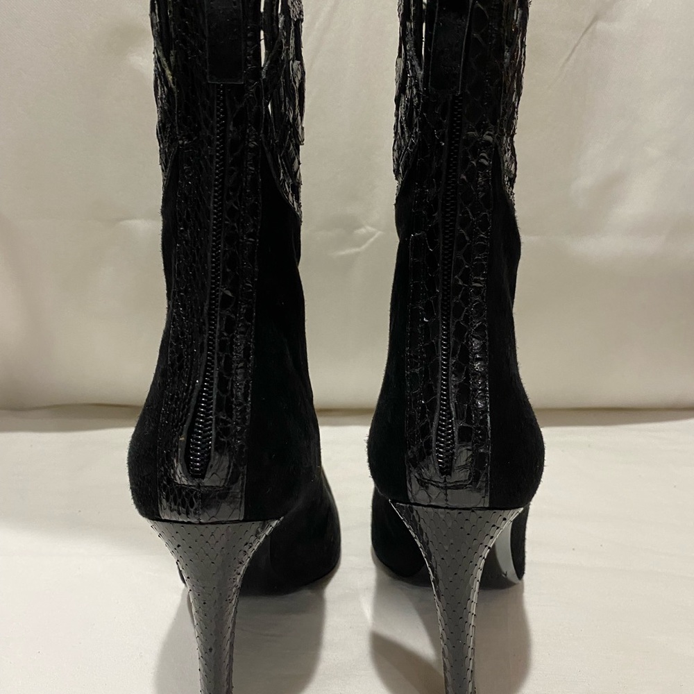 Catherine Malandrino black suede boots - Picture 3 of 7